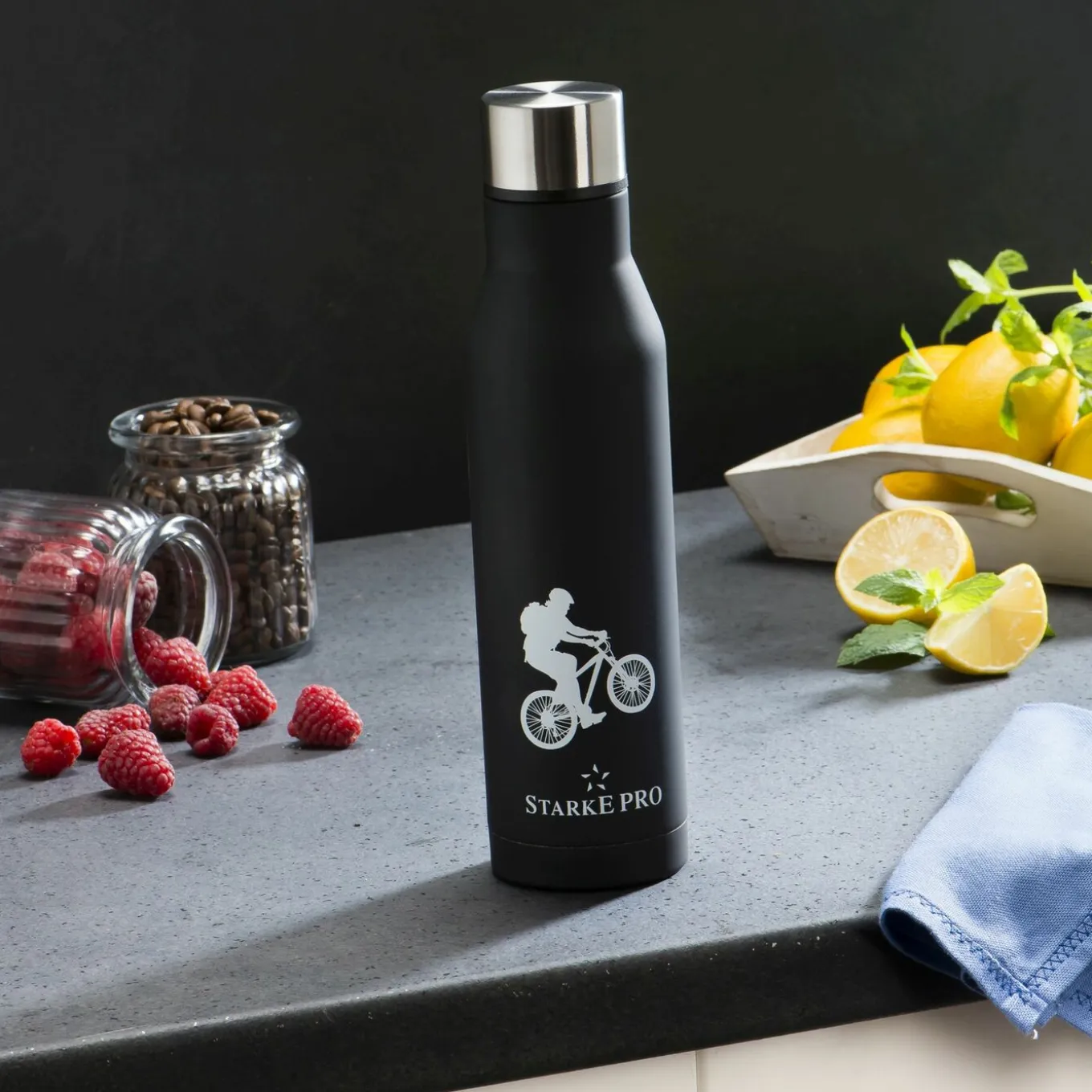 Butelka termiczna Starke Pro Explorer 500 ml czarna ze stali nierdzewnej