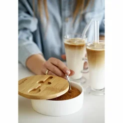 Cukiernica porcelanowa z bambusową pokrywką i łyżeczką Konighoffer 14,5 x 5 cm biała