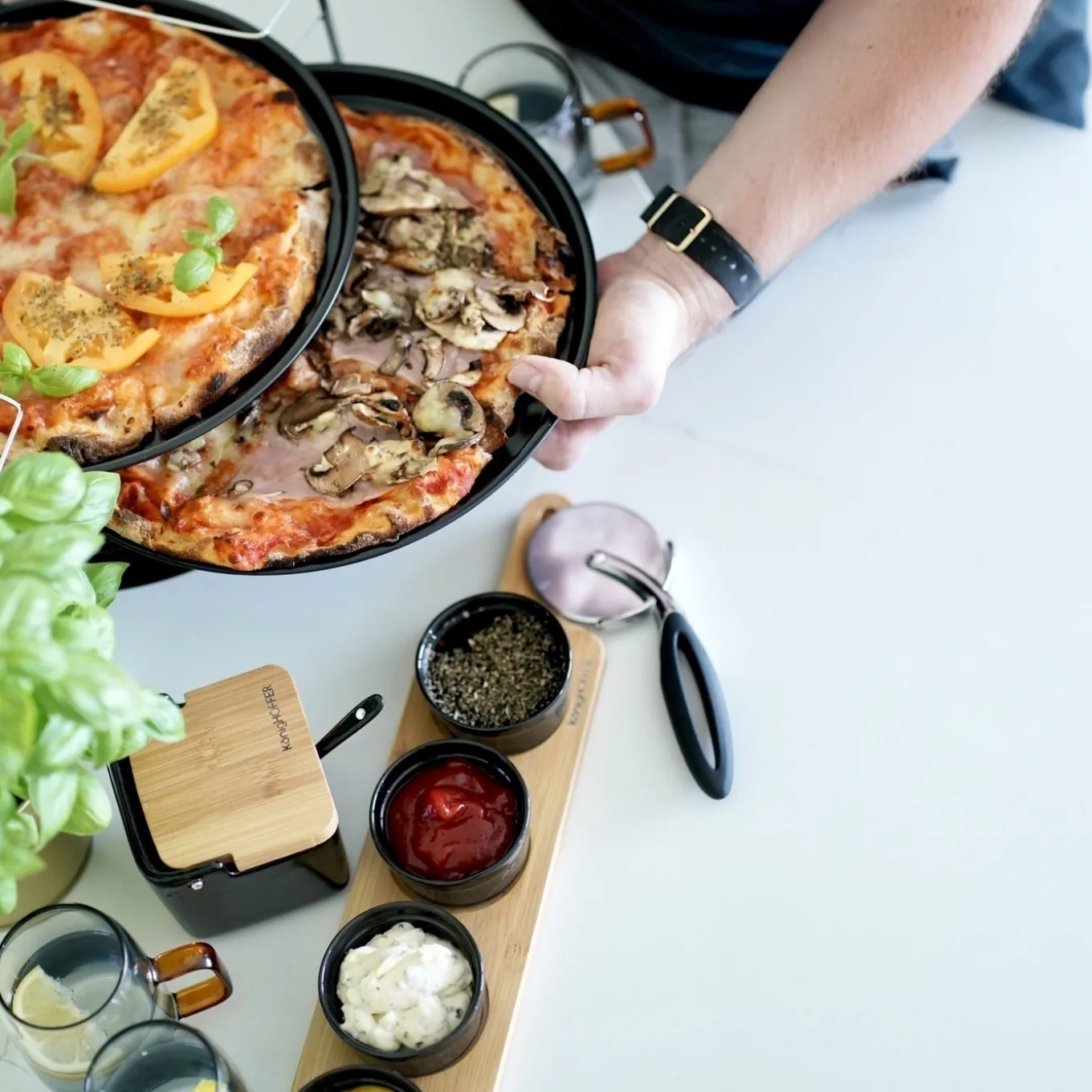 Forma do pieczenia pizzy non-stick Tadar 28 cm