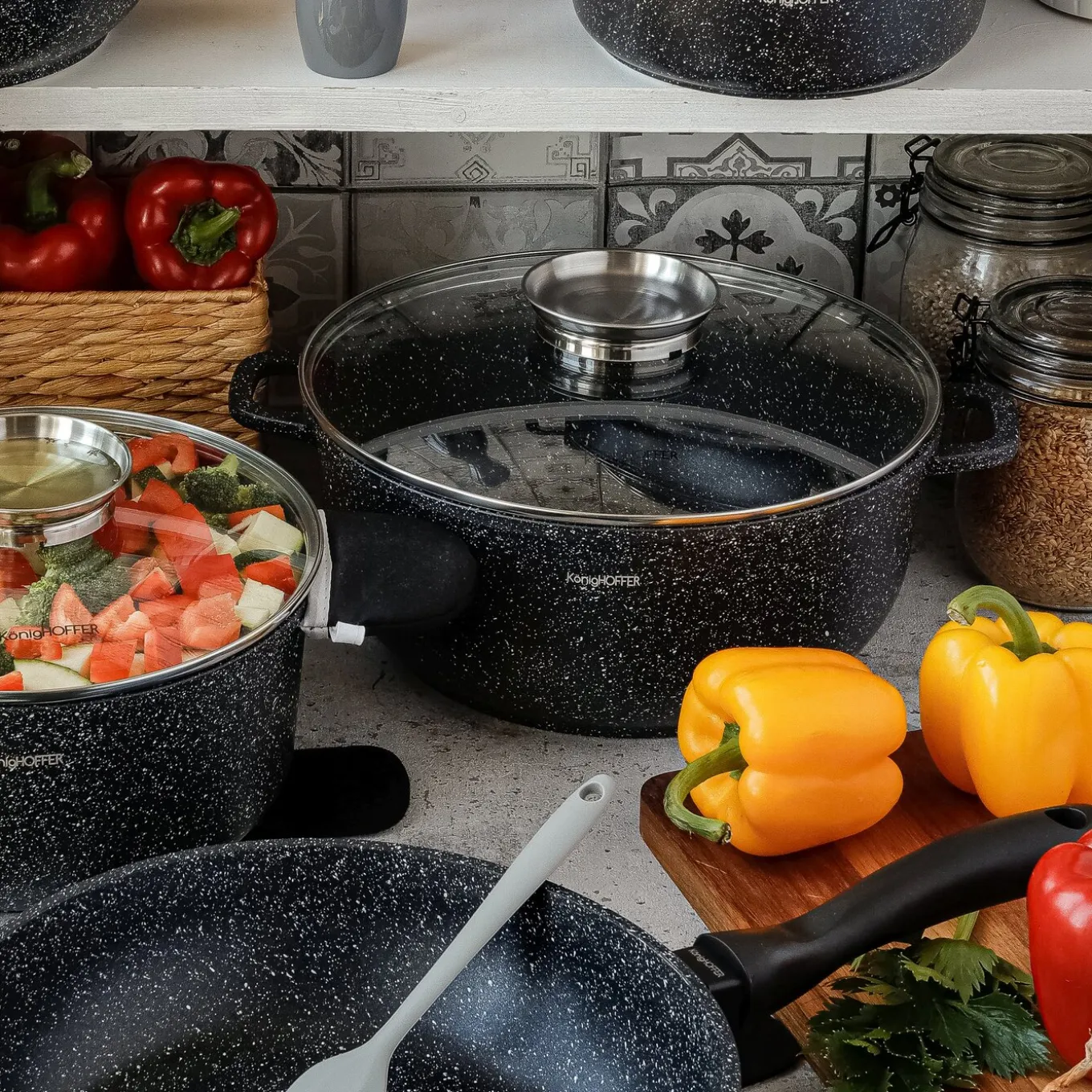 Garnek na indukcję z pokrywką Konighoffer Pollo Black 6,5 l