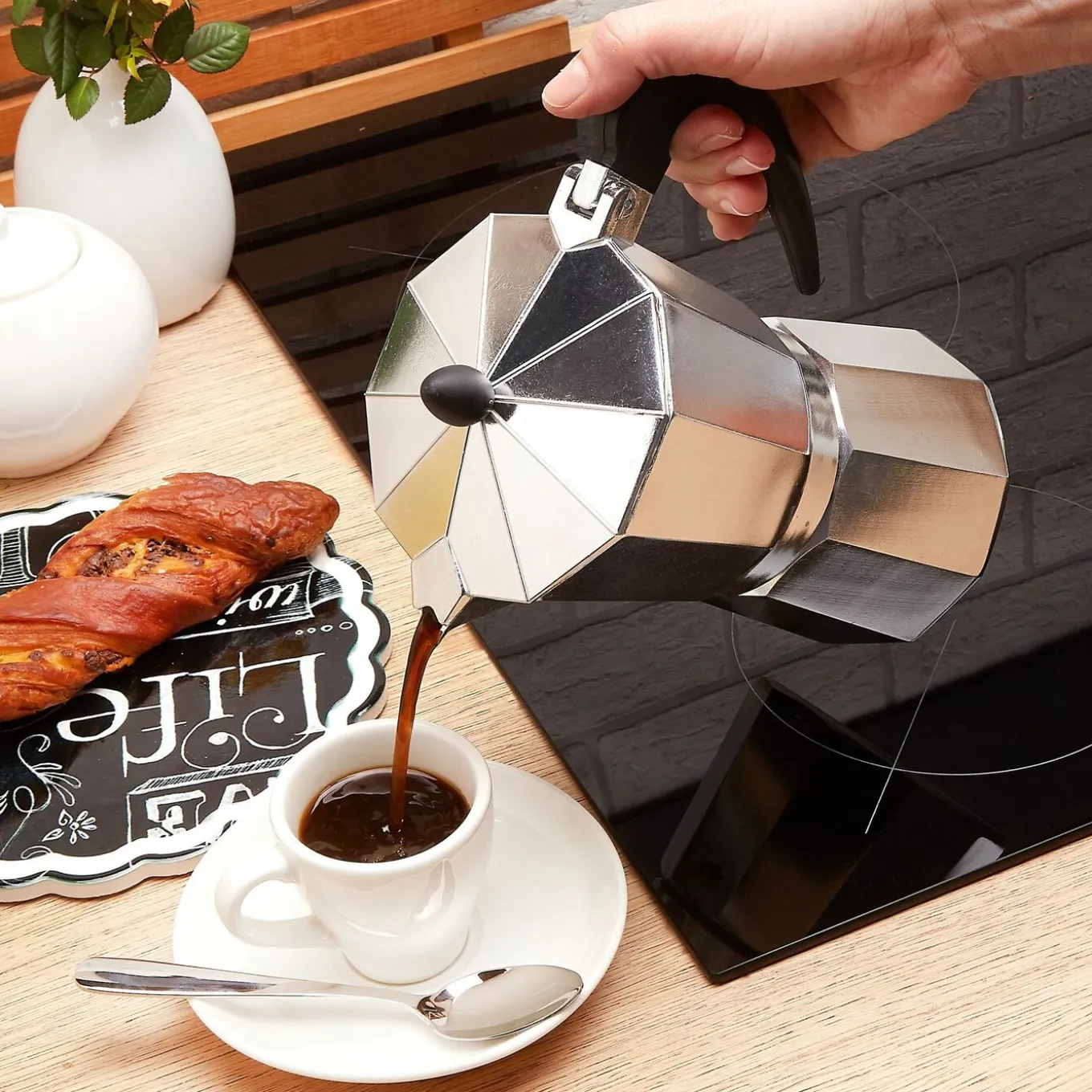 Kawiarka aluminiowa do espresso Tadar Venetto 9 filiżanek