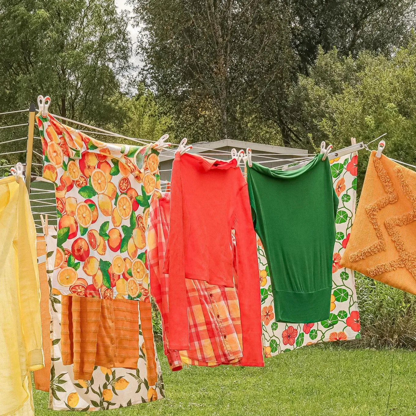 Klamerki do prania Tadar Orange 12 sztuk
