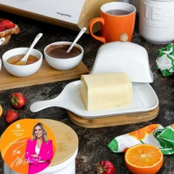 Maselniczka porcelanowa z bambusową podstawką Konighoffer Ceramic 25,3 x 14,5 x 12 cm biała