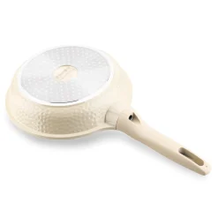 Patelnia na indukcję uniwersalna Starke Pro Texture Creamy 24 cm