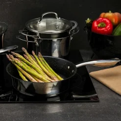 Patelnia nierdzewna non-stick na indukcję z pokrywką Starke Pro Sintesi 24 cm