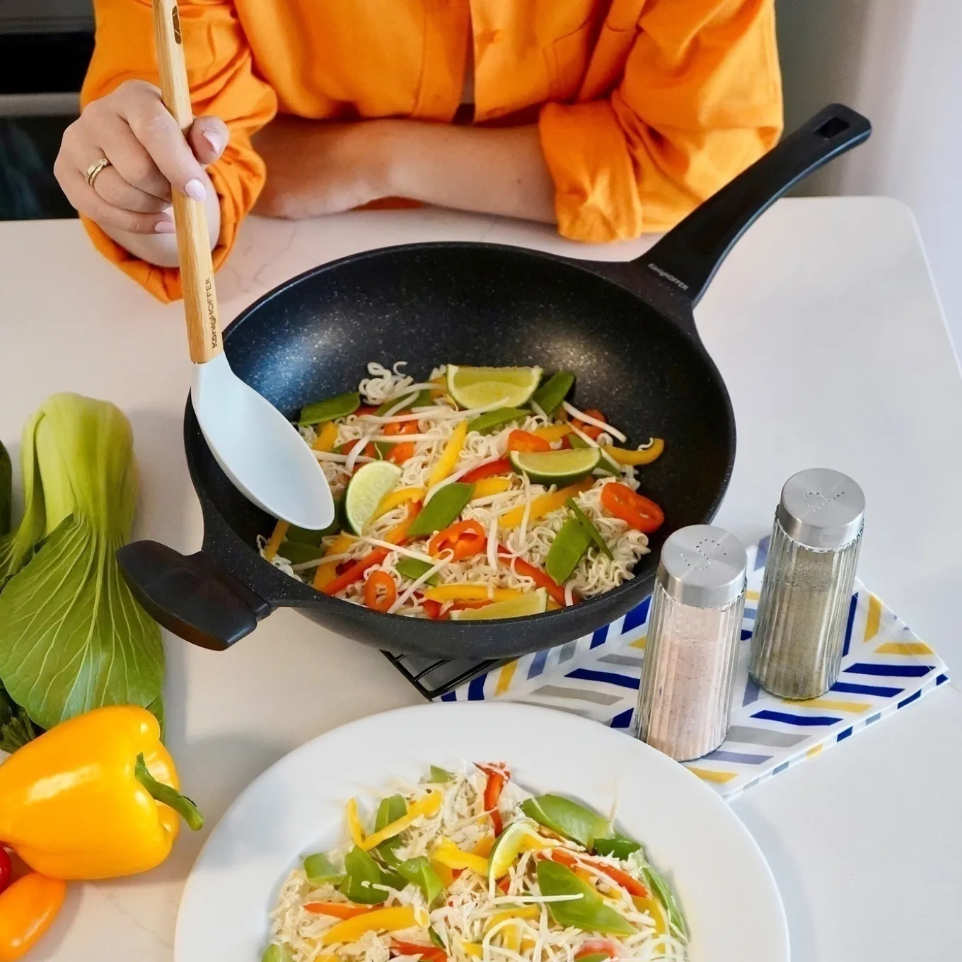 Patelnia WOK marmurkowa na indukcję Konighoffer Kenji 30 cm
