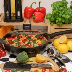 Patelnia WOK na indukcję z pokrywką Starke Pro Yasai 32 cm