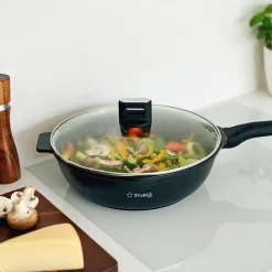 Patelnia WOK na indukcję z pokrywką Starke Pro Yasai 32 cm