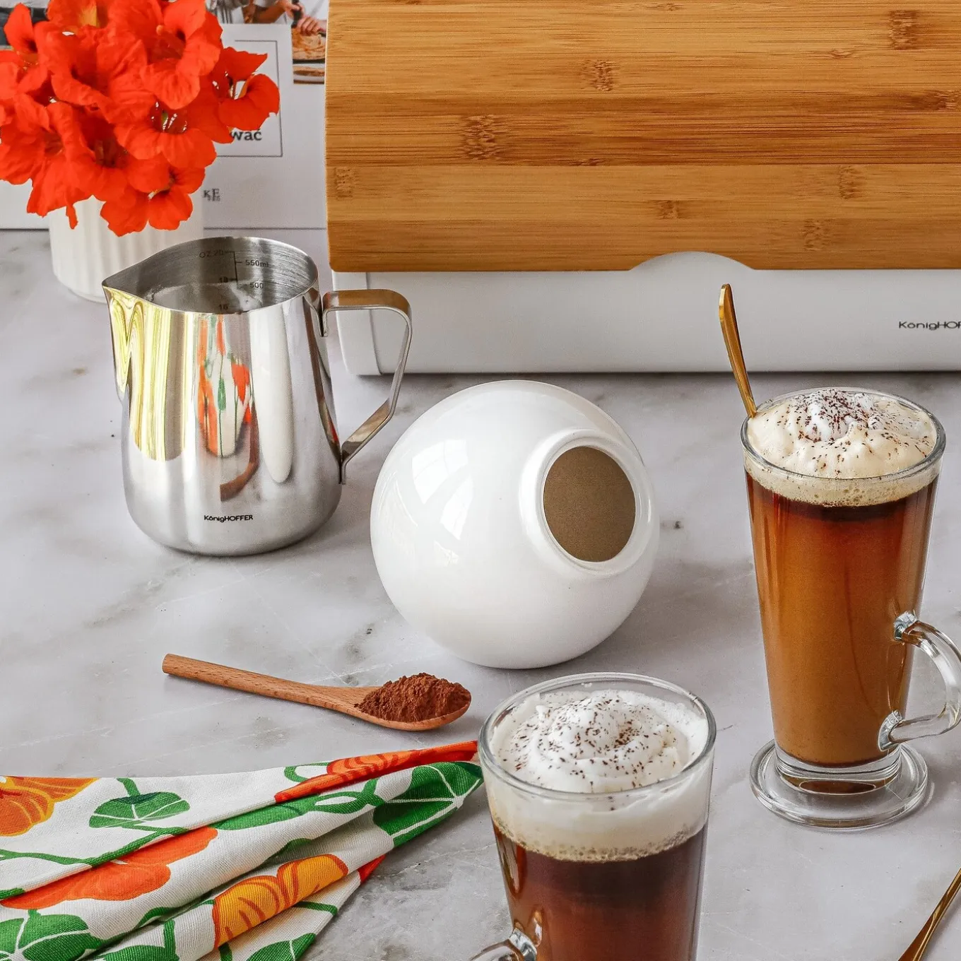 Pojemnik kuchenny z drewnianą łyżeczką Konighoffer Ceramic biały